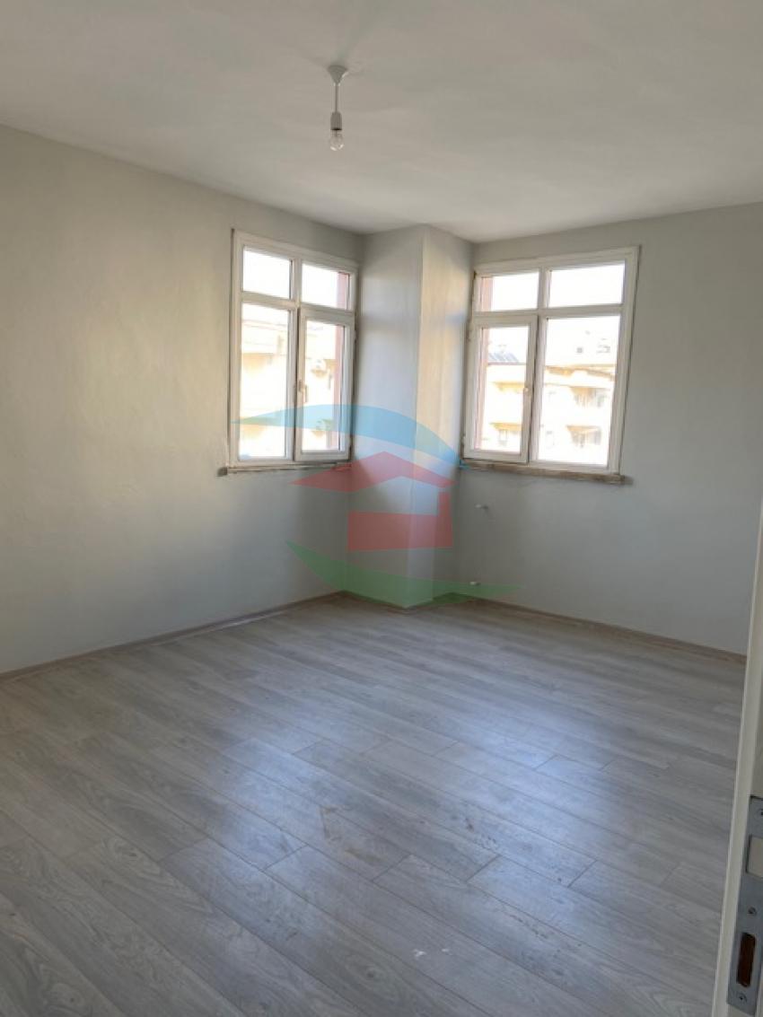ÖĞRETMENLER MAHALLESİ SATILIK Daire sahibinden Tarsus Mersin 140 m2